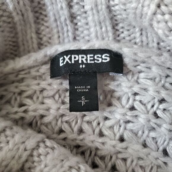 Express Sweater Women's Small Gray Cropped Oversized Chunky Knit - Picture 9 of 9